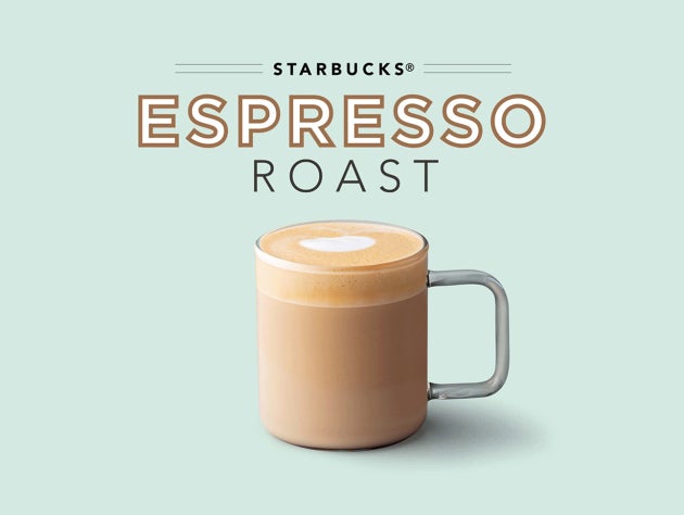  O cafea Starbucks Espresso Roast într-o cană de sticlă 
