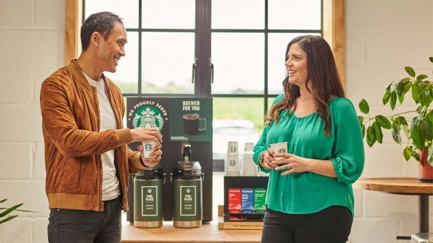 Commercial coffee brewer machine